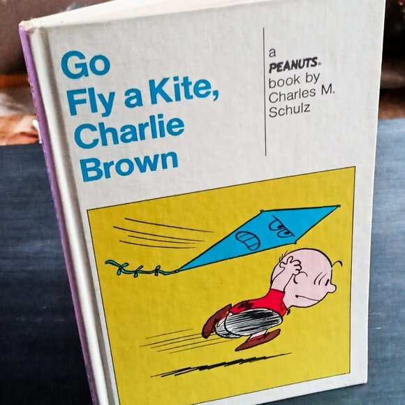 Nice Vintage Hardcover Edition of the Peanuts Book Go Fly a Kite, Charlie Brown - Picture 3 of 16
